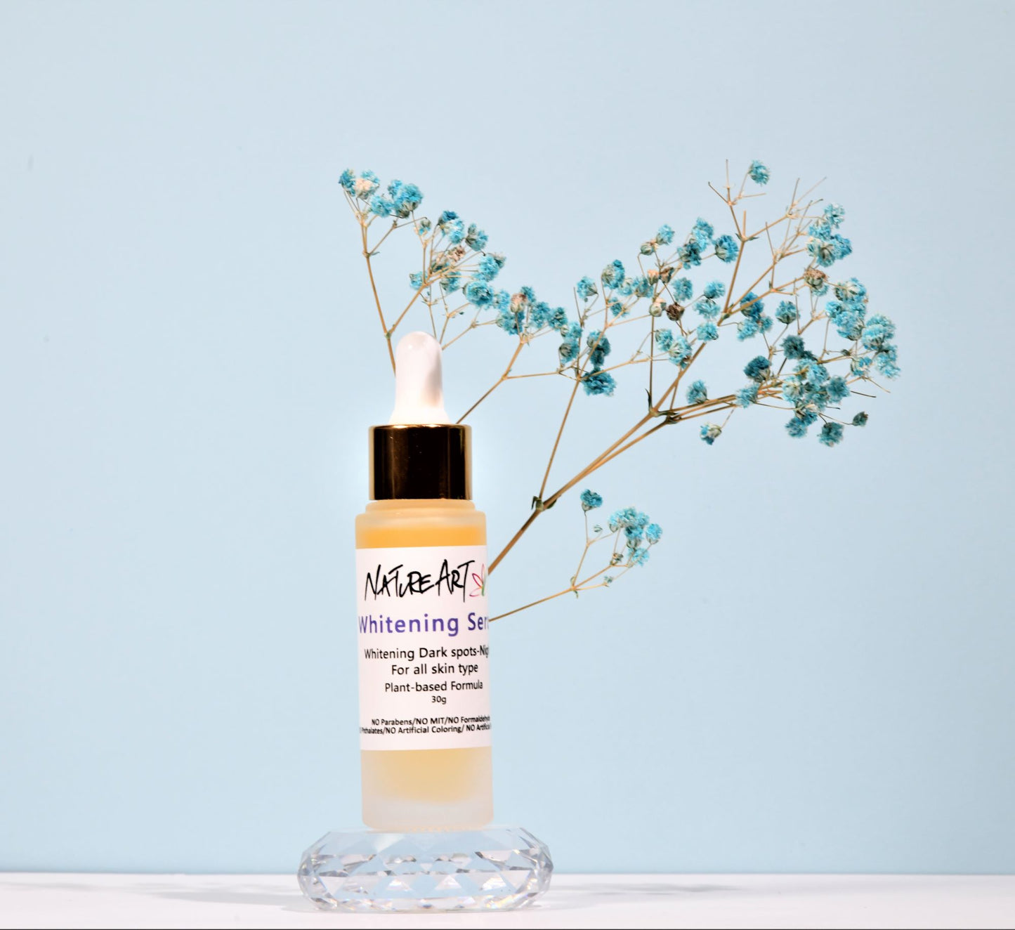 Natural translucent whitening essence